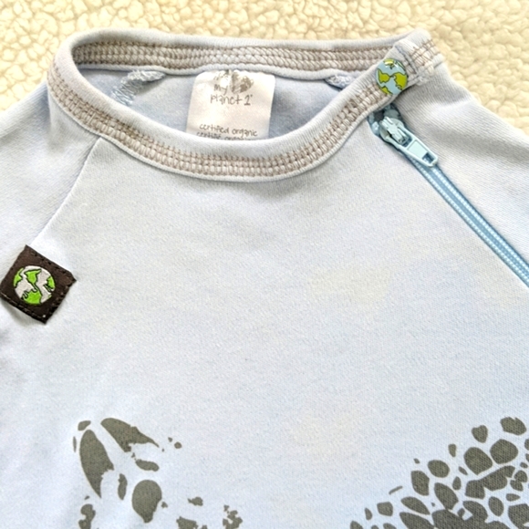 Three footed onesie pajamas size 0-3 months - Picture 3 of 7